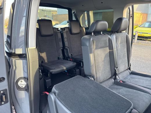 Volkswagen Caddy 1.5 TSI Hybride Style | Pano | A-Camera | Lane Assist | Navi | Apple Carplay | PHEV | ActivLease financial lease