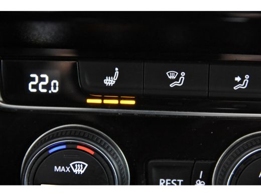 Volkswagen Passat Variant 1.5 TSI Elegance *1ste Eigenaar*Leer*Panoramadak*Trekhaak* ActivLease financial lease