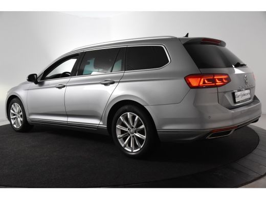 Volkswagen Passat Variant 1.5 TSI Elegance *1ste Eigenaar*Leer*Panoramadak*Trekhaak* ActivLease financial lease