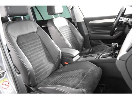 Volkswagen Passat Variant 1.5 TSI Elegance *1ste Eigenaar*Leer*Panoramadak*Trekhaak* ActivLease financial lease