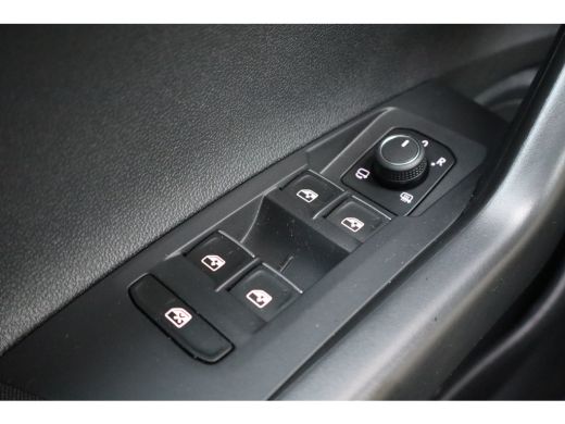 Volkswagen Taigo 110PK 1.0 TSI R-Line Business | Achteruitrijcamera | Apple Carplay/Android Auto|telefoonintegrati... ActivLease financial lease