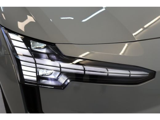Volvo  EX30 Extended Range 272PK Europa Plus 69kWh | Privacy glas | Pano-dak | Power seats | Climate Pack ActivLease financial lease