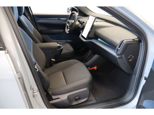 Volvo  EX30 Extended Range 272PK Europa Plus 69kWh | Privacy glas | Pano-dak | Power seats | Climate Pack ActivLease financial lease