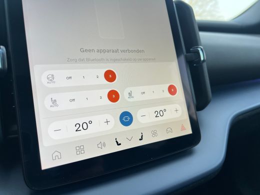 Volvo  EX30 Twin Motor Performance Ultra 69 kWh | Panoramadak | Stoel en stuurwielverwarming | SoH 98,3% | Ha... ActivLease financial lease