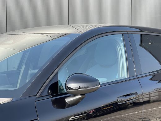 Volvo  EX30 Twin Motor Performance Ultra 69 kWh | Panoramadak | Stoel en stuurwielverwarming | SoH 98,3% | Ha... ActivLease financial lease