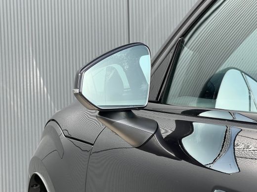 Volvo  EX30 Twin Motor Performance Ultra 69 kWh | Panoramadak | Stoel en stuurwielverwarming | SoH 98,3% | Ha... ActivLease financial lease