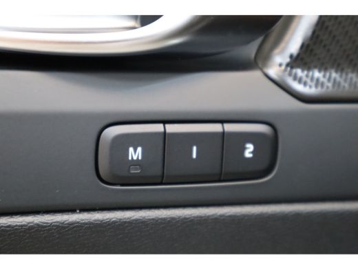 Volvo  EX40 Extended Range 252PK 82 kWh Ultra | 19" all season | Privacy glas | Pano-dak ActivLease financial lease