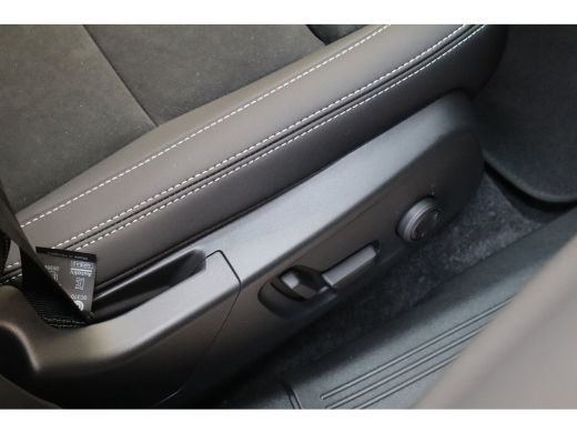 Volvo  EX40 Extended Range 252PK 82 kWh Ultra | 19" all season | Privacy glas | Pano-dak ActivLease financial lease