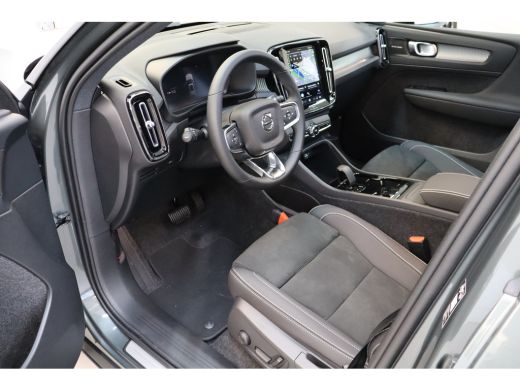 Volvo  EX40 Extended Range 252PK 82 kWh Ultra | 19" all season | Privacy glas | Pano-dak ActivLease financial lease