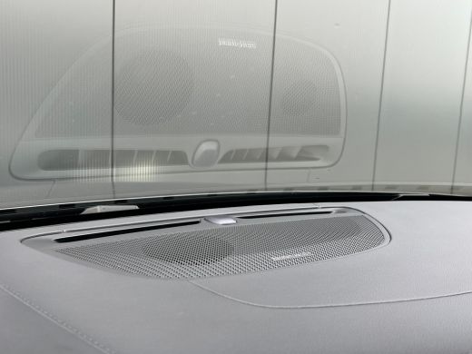 Volvo  V60 T6 Plug-in hybrid AWD Ultra Dark | Panoramadak | Trekhaak | Camera | Adaptieve cruise control | H... ActivLease financial lease