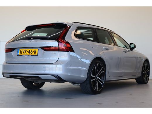 Volvo  V90 T8 455PK AWD Ultra Dark | Massage | Bowers & Wilkins | Luchtvering | Panoramadak | 20" ActivLease financial lease