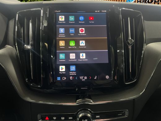 Volvo  XC60 2.0 T6 Plug-in hybrid AWD Plus Dark | Trekhaak | 360 Camera | Memory | Panoramadak ActivLease financial lease