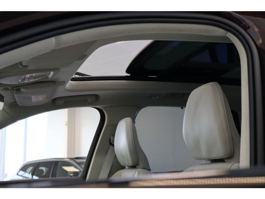 Volvo  XC90 T8 AWD 455PK Ultra Dark 22" | Luchtvering | B&W | Massage/ventilatie | Trekhaak ActivLease financial lease