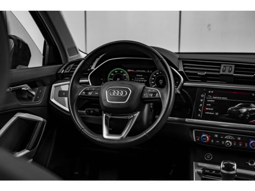 Audi Q3 45 TFSI e Advanced edition 245PK | 360 Camera | Panoramadak | Stoelverwarming Voor |  Ambiance ve... ActivLease financial lease