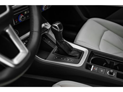 Audi Q3 45 TFSI e Advanced edition 245PK | 360 Camera | Panoramadak | Stoelverwarming Voor |  Ambiance ve... ActivLease financial lease