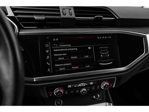 Audi Q3 45 TFSI e Advanced edition 245PK | 360 Camera | Panoramadak | Stoelverwarming Voor |  Ambiance ve... ActivLease financial lease