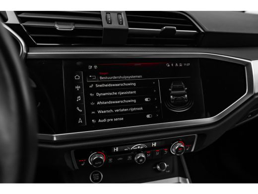 Audi Q3 45 TFSI e Advanced edition 245PK | 360 Camera | Panoramadak | Stoelverwarming Voor |  Ambiance ve... ActivLease financial lease