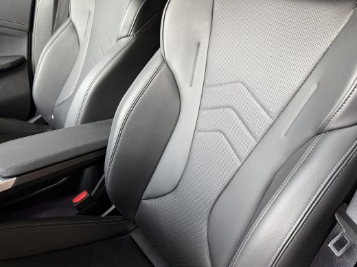 BMW X1 XDRIVE 25E M-SPORT LED PANO.SCHUIFDAK HEADUP ELEK.KLEP NAVI 360.CAM STOELVERW M-SHADOW LINE ELEK... ActivLease financial lease