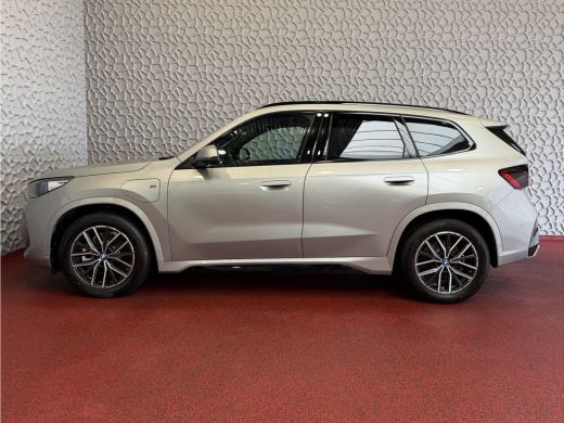 BMW X1 XDRIVE 25E M-SPORT LED PANO.SCHUIFDAK HEADUP ELEK.KLEP NAVI 360.CAM STOELVERW M-SHADOW LINE ELEK... ActivLease financial lease