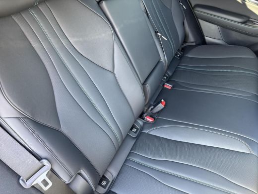 BYD SEAL U Comfort 71.8 kWh | Panoramisch Schuifdak | Elektrisch Verstelbare Stoelen | 1300KG Trekgewicht | ... ActivLease financial lease