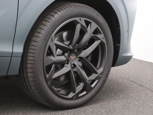 CUPRA Terramar 1.5 TSI e-Hybrid VZ America s CUP 272PK DSG Matrix led, trekhaak, Sennheiser audio, adaptive crui... ActivLease financial lease