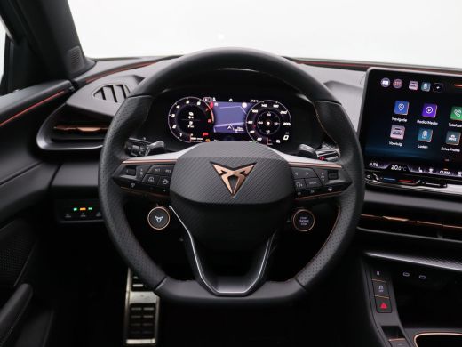 CUPRA Terramar 1.5 TSI e-Hybrid VZ America s CUP 272PK DSG Matrix led, trekhaak, Sennheiser audio, adaptive crui... ActivLease financial lease