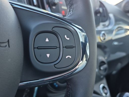 Fiat 500 1.0 Hybrid Dolcevita Panoramadak | Parkeersensoren | Carplay/android auto | Airco | ActivLease financial lease