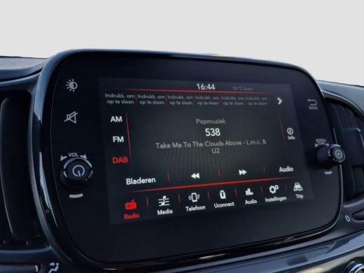 Fiat 500 1.0 Hybrid Dolcevita Panoramadak | Parkeersensoren | Carplay/android auto | Airco | ActivLease financial lease