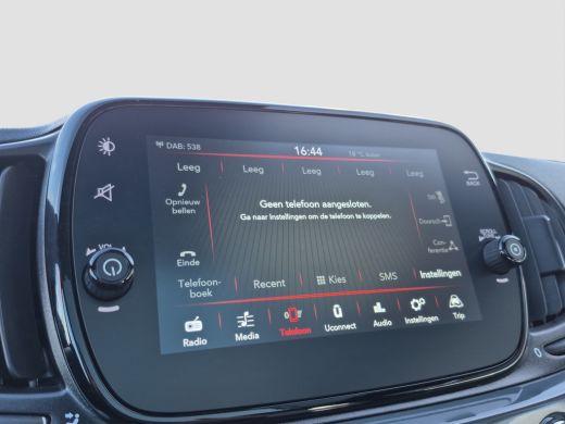 Fiat 500 1.0 Hybrid Dolcevita Panoramadak | Parkeersensoren | Carplay/android auto | Airco | ActivLease financial lease