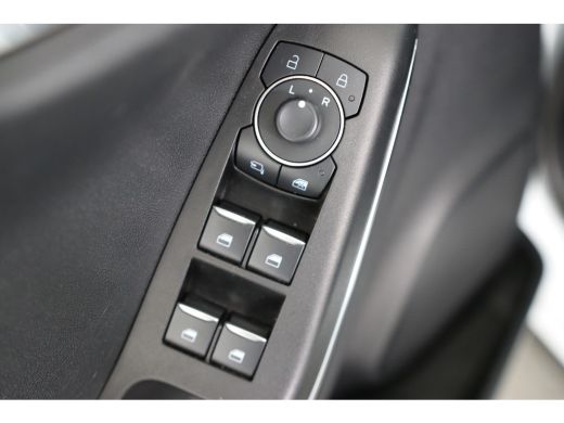 Ford Puma 1.0 EcoBoost Hybrid Titanium | Automaat! | Dealer Onderhouden! | Navi | Airco | Camera | Cruise C... ActivLease financial lease