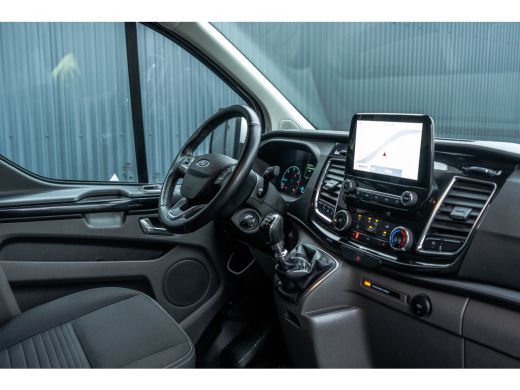 Ford Transit Custom 2.0 TDCI L1H1 Limited | 130PK | Carplay | Camera | Trekhaak | Cruise | Airco ActivLease financial lease