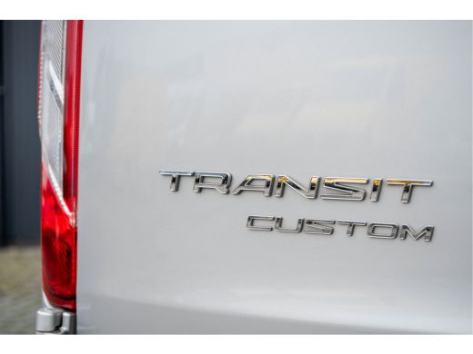 Ford Transit Custom 2.0 TDCI L1H1 Limited | 130PK | Carplay | Camera | Trekhaak | Cruise | Airco ActivLease financial lease