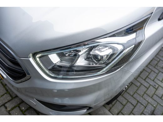 Ford Transit Custom 2.0 TDCI L1H1 Limited | 130PK | Carplay | Camera | Trekhaak | Cruise | Airco ActivLease financial lease