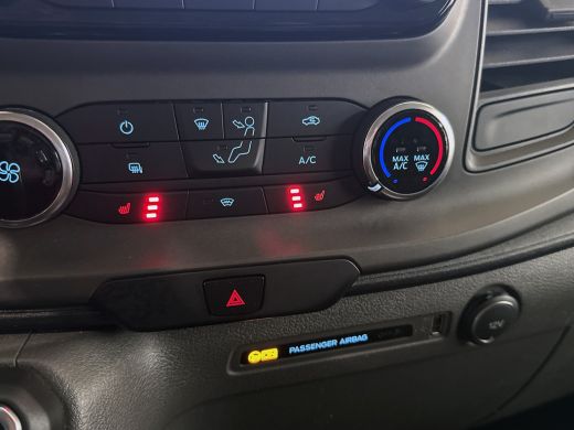 Ford Transit Custom 340 2.0 TDCI Trend Automaat Euro6 H2 3Pers. / Navigatie / Pdc./ Airco / Safety&Comfort pack / Dri... ActivLease financial lease
