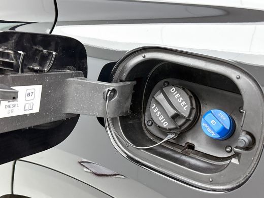 Hyundai Tucson 1.6 CRDi 136PK N-Line / Trekhaak / Navigatie / Camera / 1/2Leder / Airco-ecc./ Stoelverwarming / ... ActivLease financial lease