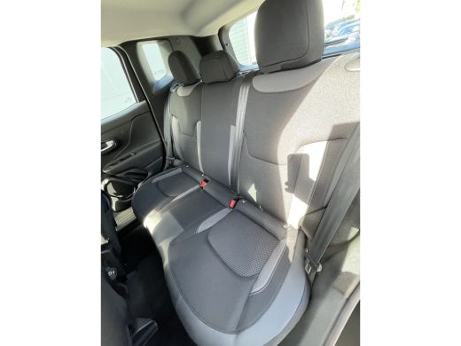 Jeep Renegade 1.5T e-Hybrid Limited (Stoel-/- stuurwiel verwarming - Camera - Keyless Entry - Navigatie - Autom... ActivLease financial lease