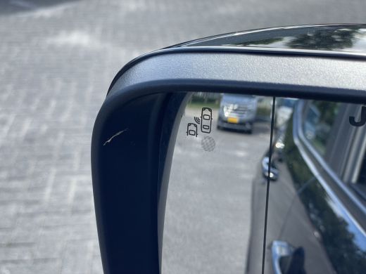 Jeep Renegade 1.5T e-Hybrid Limited (Stoel-/- stuurwiel verwarming - Camera - Keyless Entry - Navigatie - Autom... ActivLease financial lease