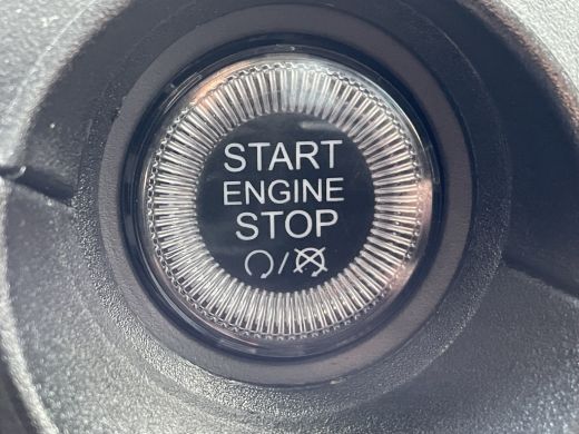 Jeep Renegade 1.5T e-Hybrid Limited (Stoel-/- stuurwiel verwarming - Camera - Keyless Entry - Navigatie - Autom... ActivLease financial lease