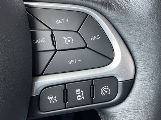 Jeep Renegade 1.5T e-Hybrid Limited (Stoel-/- stuurwiel verwarming - Camera - Keyless Entry - Navigatie - Autom... ActivLease financial lease