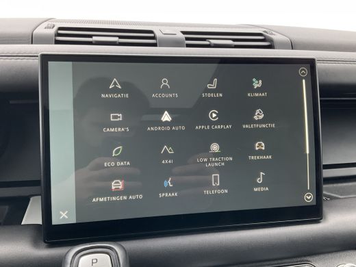 Land Rover Defender 110 2.0 P400e 110 X-Dynamic HSE Pano Full Navi Trekhaak Meridian ActivLease financial lease