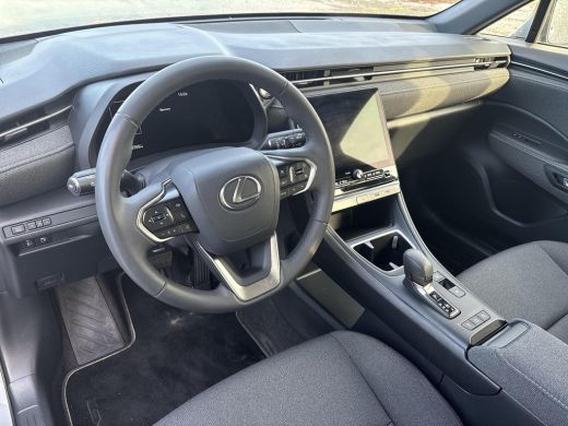 Lexus LBX Business Line 2WD | Adaptive Cruisecontrol | Achteruitrijcamera | ActivLease financial lease