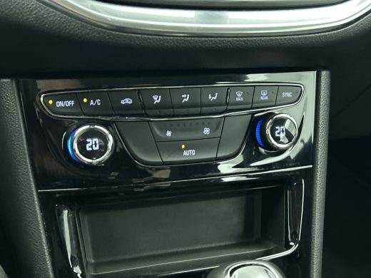 Opel Astra Sports Tourer 1.4T Automaat 146PK Elegance / Pdc+Camera / Airco / Radio-Multimedia Dab. / Navigat... ActivLease financial lease