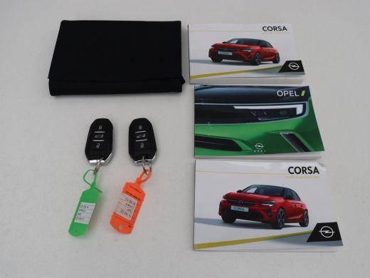 Opel Corsa-e Elegance 50 kWh | SOH 90% | 3 Fase | Camera | Warmtepomp | Carplay | Dodehoek detectie | Parkeerh... ActivLease financial lease