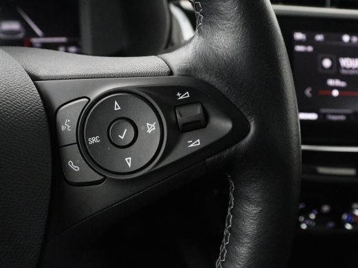 Opel Corsa-e Elegance 50 kWh | SOH 90% | 3 Fase | Camera | Warmtepomp | Carplay | Dodehoek detectie | Parkeerh... ActivLease financial lease