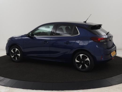 Opel Corsa-e Elegance 50 kWh | SOH 90% | 3 Fase | Camera | Warmtepomp | Carplay | Dodehoek detectie | Parkeerh... ActivLease financial lease