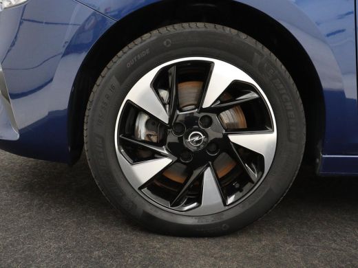 Opel Corsa-e Elegance 50 kWh | SOH 90% | 3 Fase | Camera | Warmtepomp | Carplay | Dodehoek detectie | Parkeerh... ActivLease financial lease