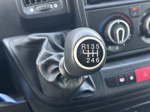 Opel Movano 2.2 CDTi 141 PK / BAKWAGEN+KLEP / 1.050 KG LAADVERMOGEN / 1e EIG. / DHOLLANDIA LAADKLEP / AIRCO /... ActivLease financial lease