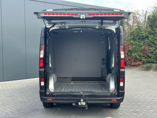 Opel Vivaro 1.6 CDTI 126 PK / L1H1 / 1e EIG. / AIRCO / CRUISE / CAMERA / TREKHAAK / BLUETOOTH ActivLease financial lease