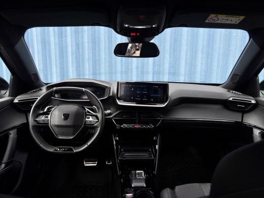 Peugeot 2008 1.2 Hybrid 136 GT | Achterbank in delen neerklapbaar | Achteruitrijcamera | Airco (automatisch) ActivLease financial lease