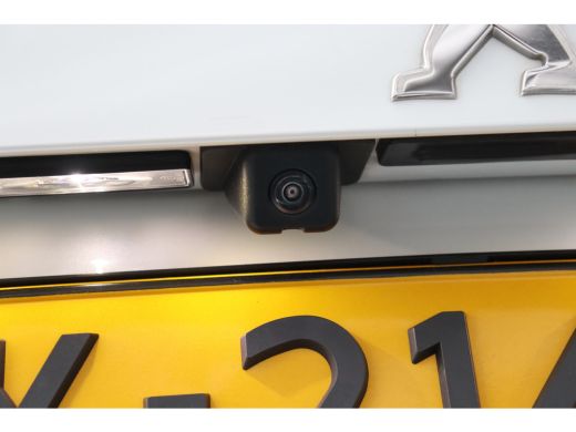 Peugeot 2008 1.2 PURETECH 100PK ALLURE PACK / NAVI / LEDER / CLIMA / LED / PDC / 17" LMV / CAMERA / KEYLESS / ... ActivLease financial lease